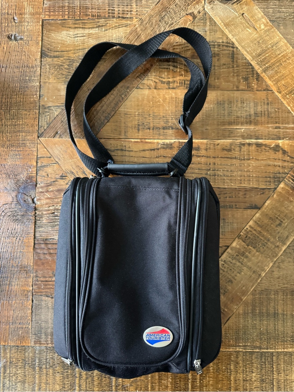 American Tourister Hanging Black Men’s or Women’Toiletry Bag with Shoulder Strap